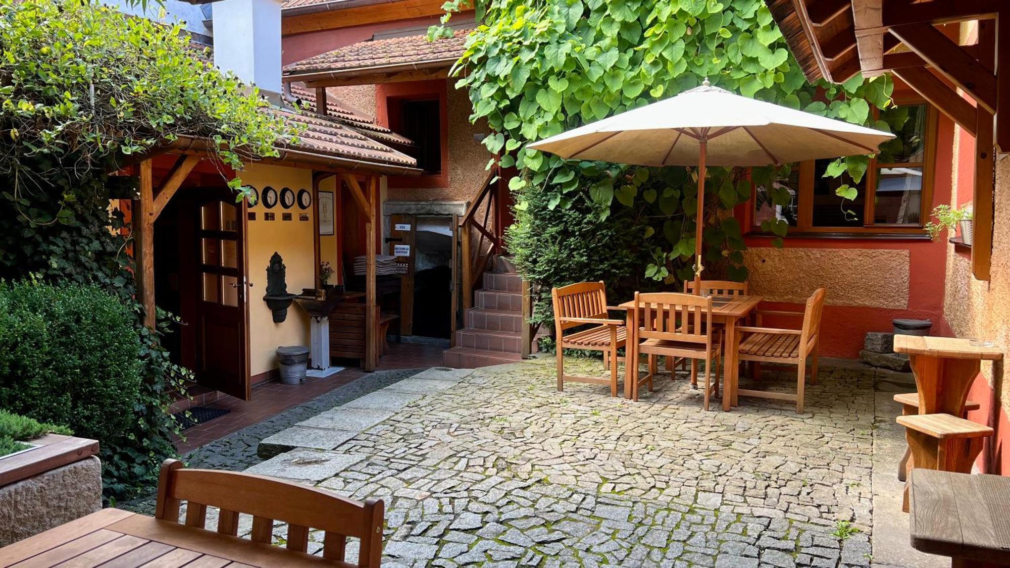 Hostel Postel Český Krumlov Buitenkant foto